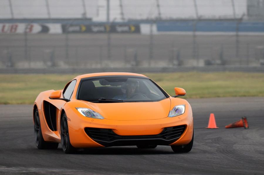  McLaren MP4-12C Spyder 2012 года  (фото 267 из 270)